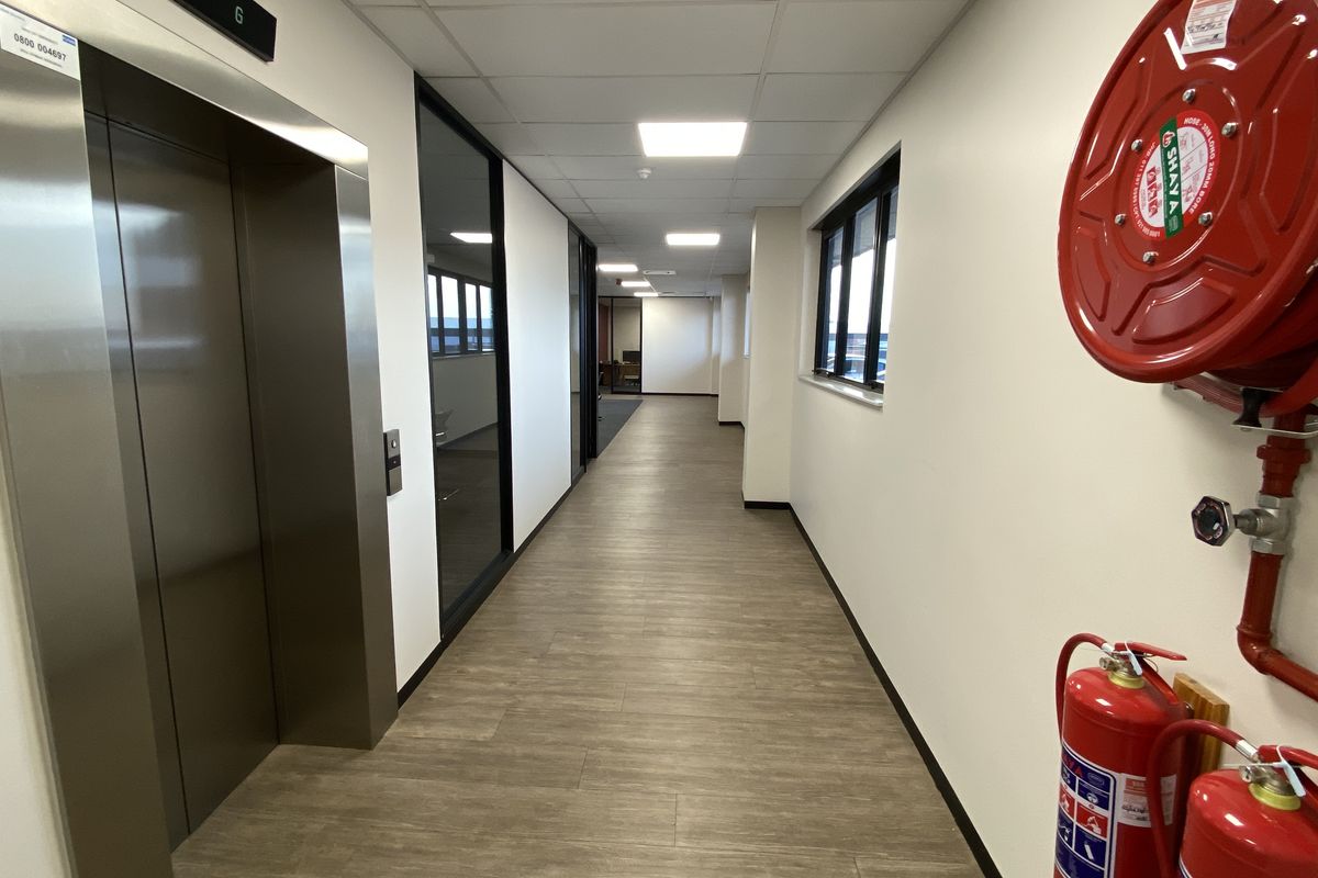 Warehouse Rental Monthly In Randburg - Photo 5