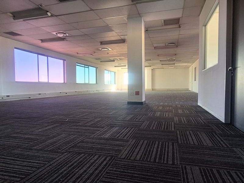 Sunninghill Commercial Rental - 4041sqm  - Entire Office Floor To Let in Secure Office Park - Photo 9