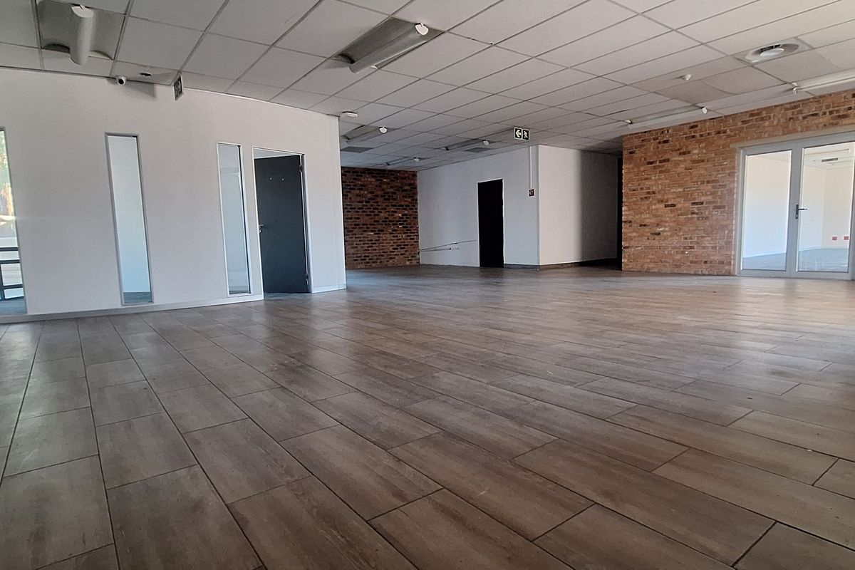 Sunninghill Commercial Rental - 4041sqm  - Entire Office Floor To Let in Secure Office Park - Photo 5