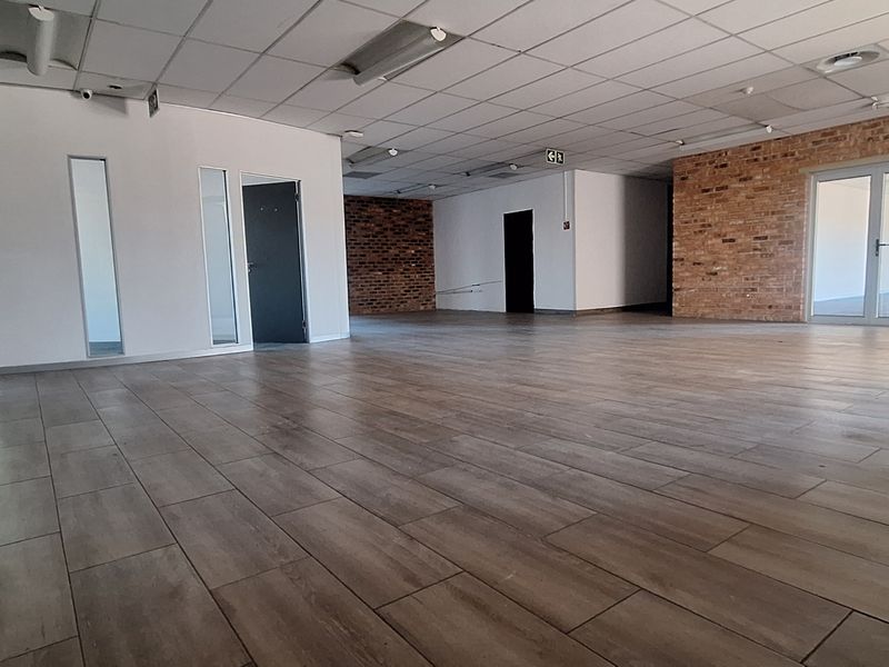 Sunninghill Commercial Rental - 4041sqm  - Entire Office Floor To Let in Secure Office Park - Photo 5