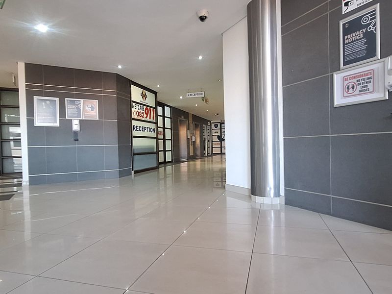 Sunninghill Commercial Rental - 4041sqm  - Entire Office Floor To Let in Secure Office Park - Photo 2