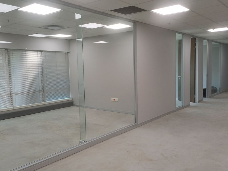 Premium Sandton Office Suite Opposite Sandton City with Generous Tenant Installation Allowance - Photo 5