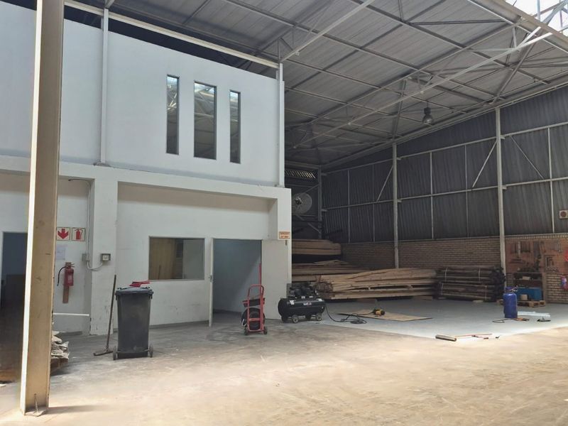 Warehouse & Offices To Let in Linbro Business Park, Sandton - Photo 8