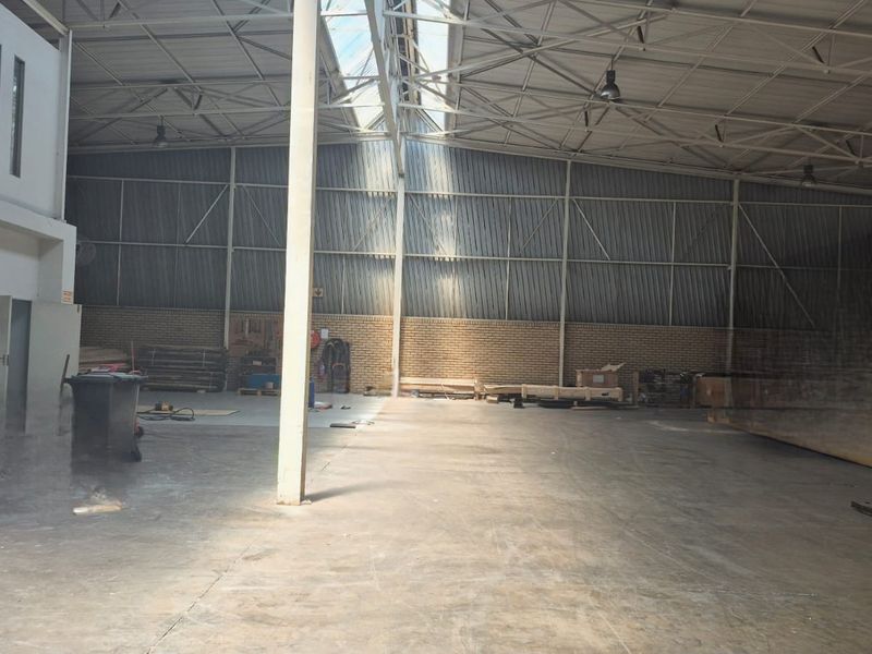 Warehouse & Offices To Let in Linbro Business Park, Sandton - Photo 4