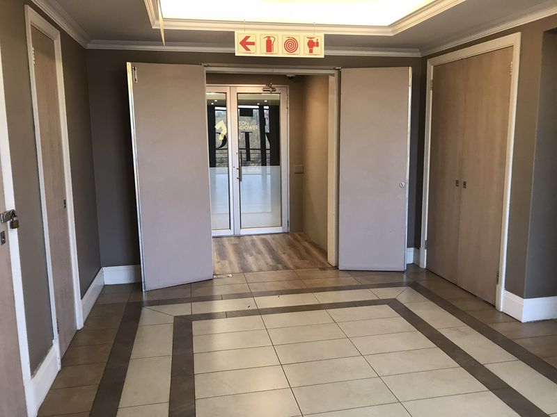 304m2 Suite Available to Let in Fourways - Photo 2