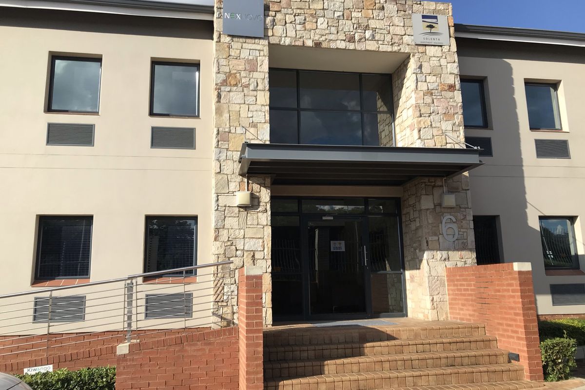 219m2 Ground Floor Suite to Let in Fourways - Photo 2