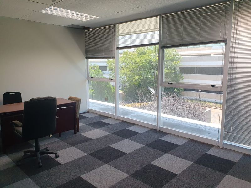 Prime office space to rent  in landmark business park, Midrand - Photo 10