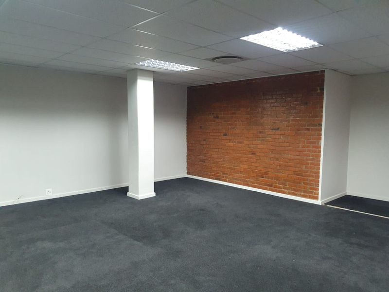 Prime office space to rent  in landmark business park, Midrand - Photo 4