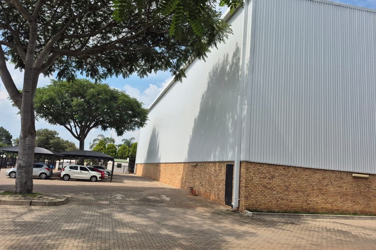 Warehouse for sale in Midrand - Photo 2
