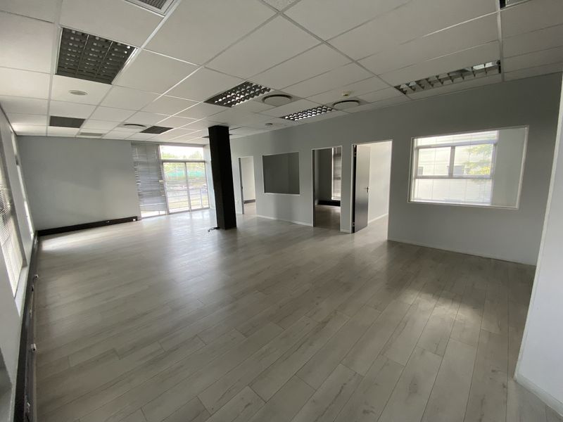 200m2 Office Suite to Let in Broadacres - Photo 8
