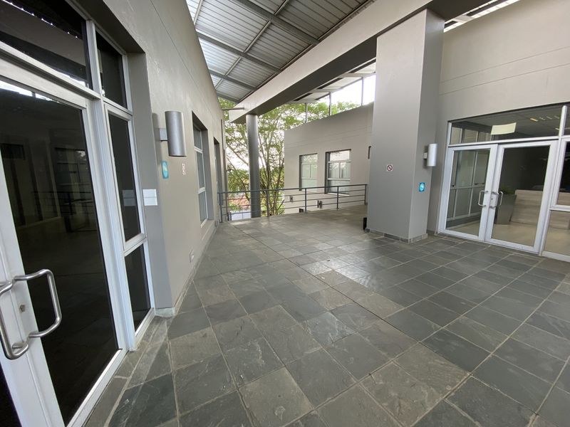 200m2 Office Suite to Let in Broadacres - Photo 6