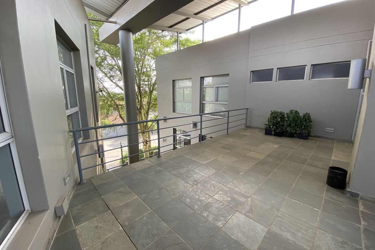 200m2 Office Suite to Let in Broadacres - Photo 3