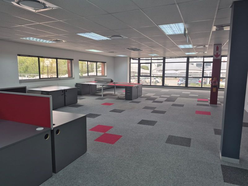 Office suite to rent in business park, off New Rd, Midrand - Photo 4