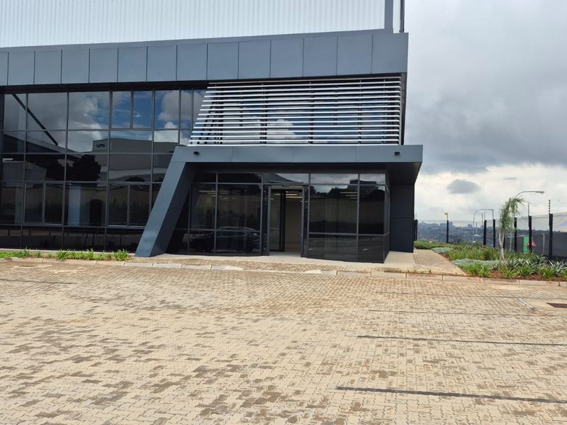 Distribution warehouse to rent in Linbro Park, Sandton - Photo 9
