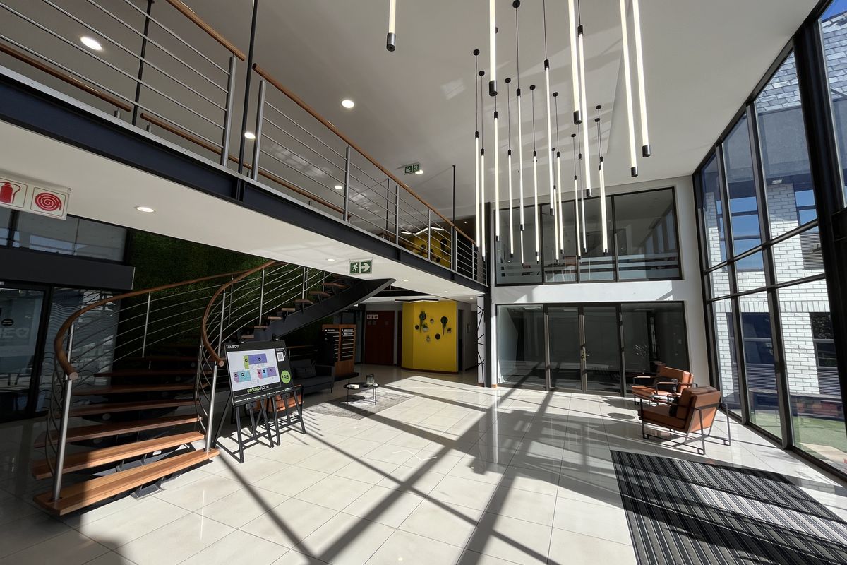 Ground Floor Open Plan Office Unit - Photo 2