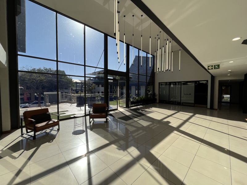 Ground Floor Open Plan Office Unit - Photo 10