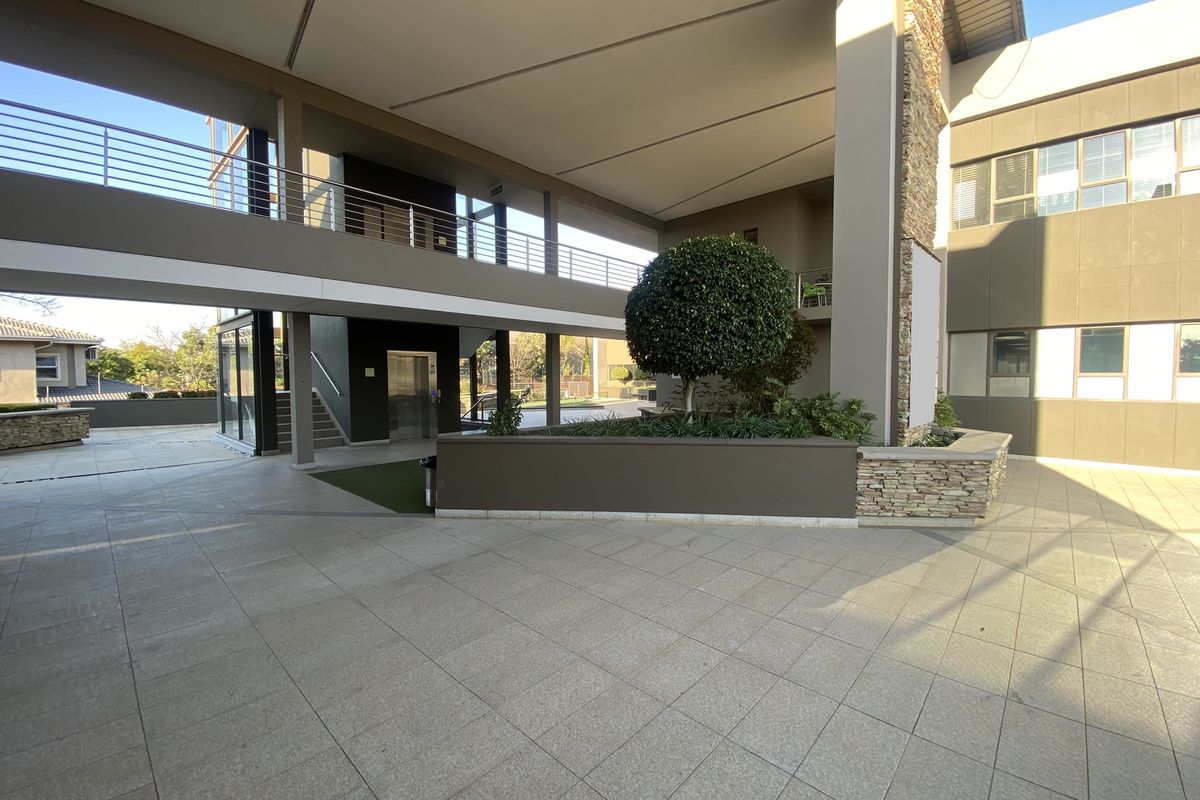 176m2 Ground Floor Office Suite for Sale in Fourways - Photo 2