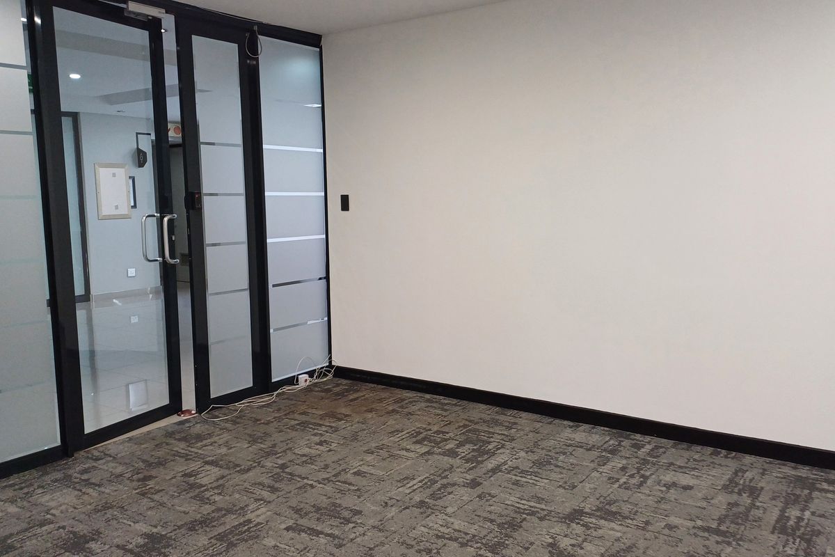 Well Fitted Modern Office in Stunning Office Park and Excellent Security - Photo 3