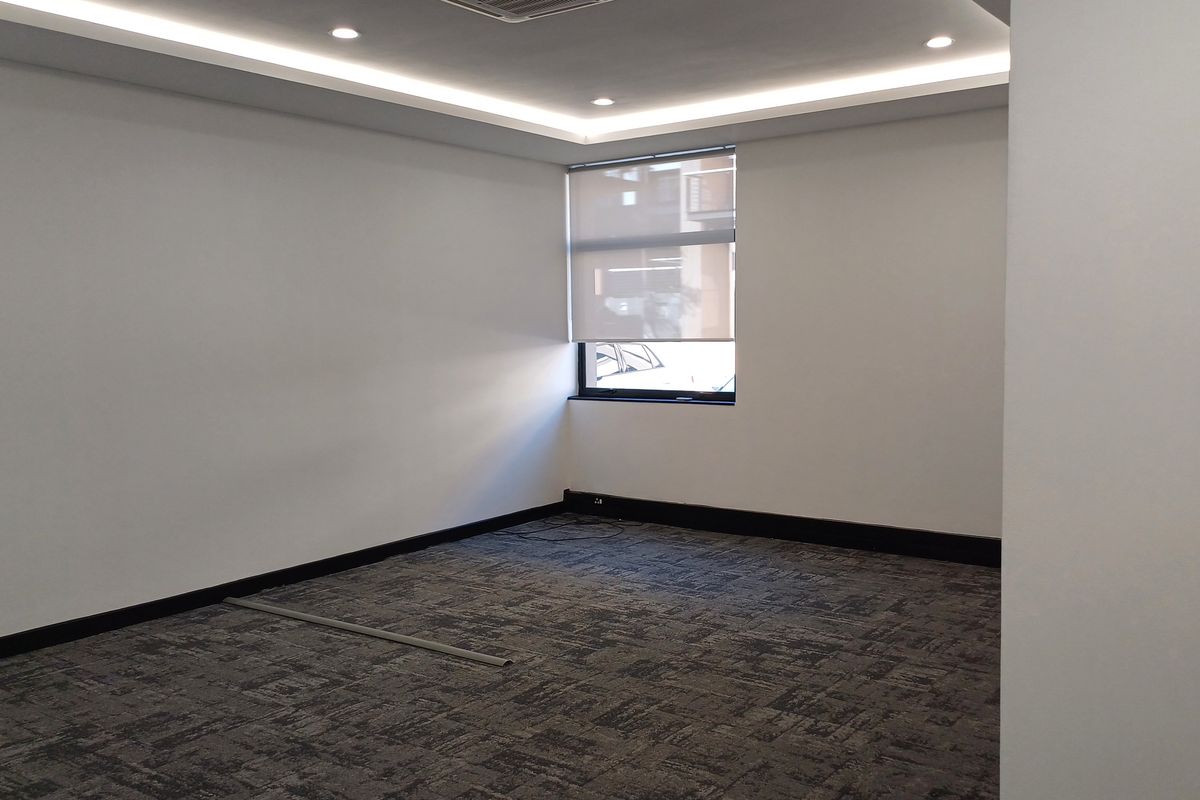 Well Fitted Modern Office in Stunning Office Park and Excellent Security - Photo 4