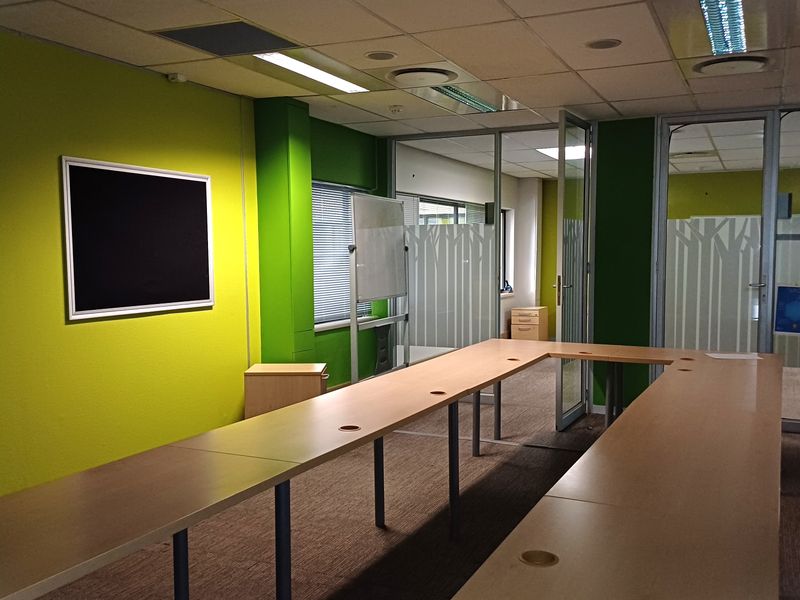 Consolidate Your Business into Sandton CBD, in this Well Fitted Out Building. - Photo 10