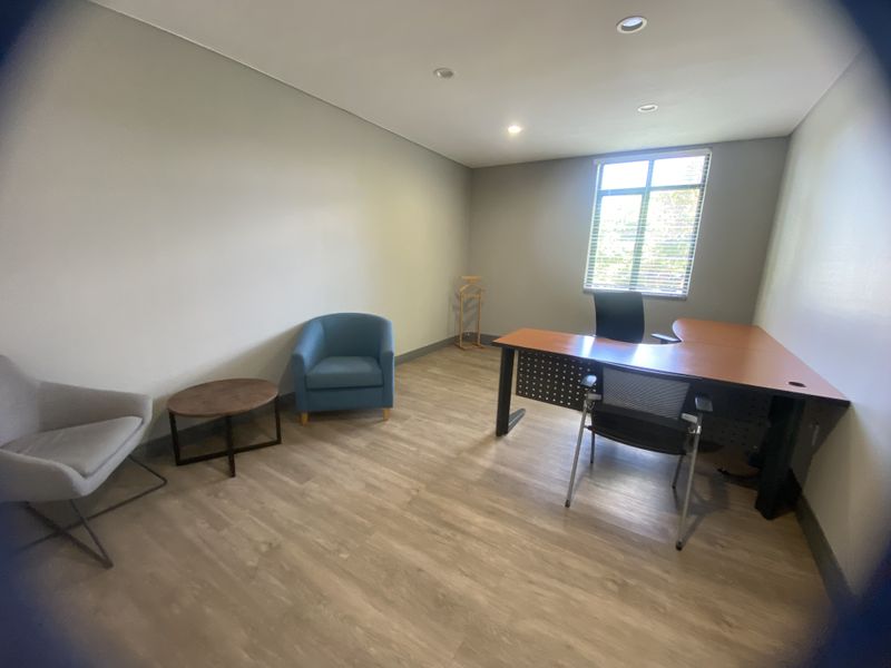 Furnished air-conditioned medical suites to rent in secure complex in Dunkeld West, Johannesburg - Photo 6
