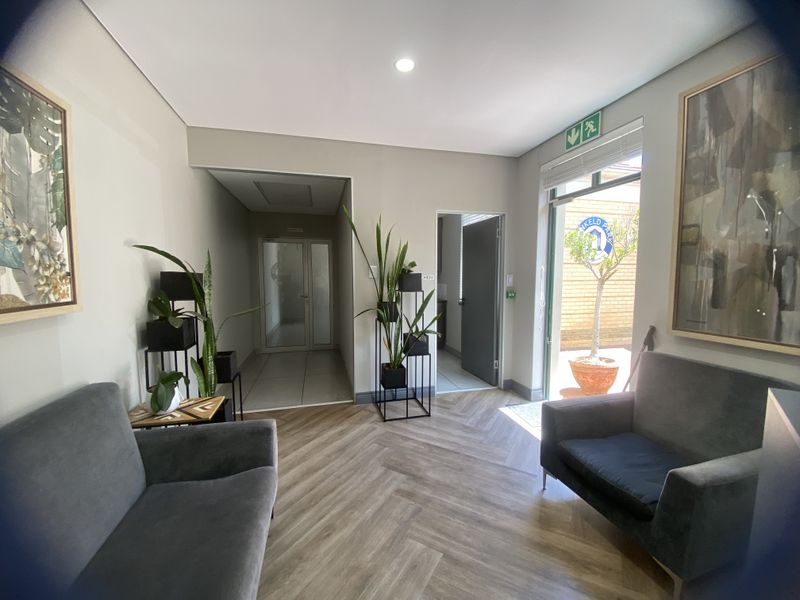 Furnished air-conditioned medical suites to rent in secure complex in Dunkeld West, Johannesburg - Photo 3