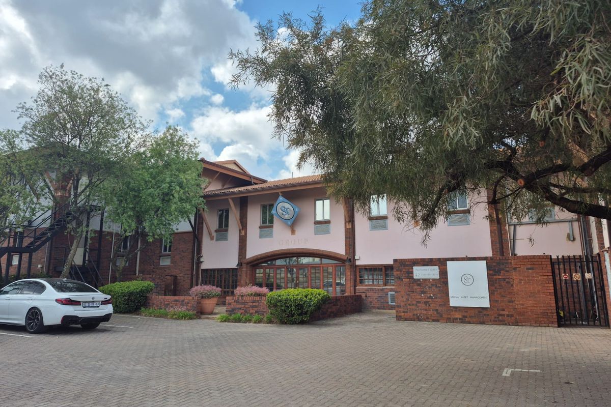 Office Building For Sale with branding opportunity in popular business Park, Midrand - Photo 5