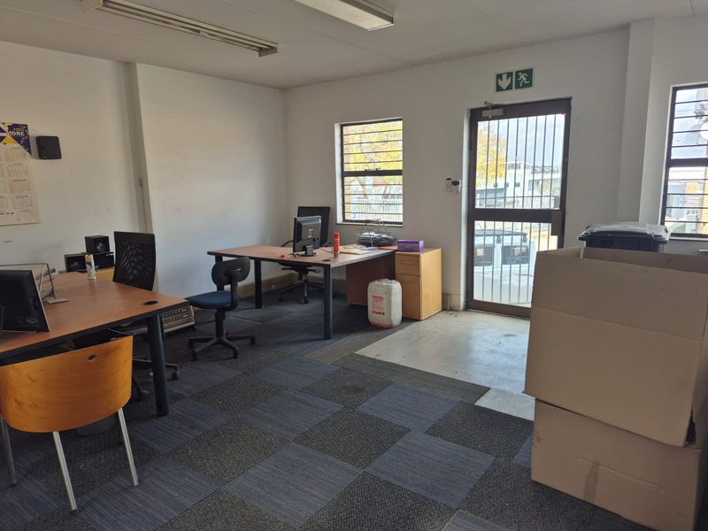 Mini unit to rent in Halfway House, Midrand - Photo 5