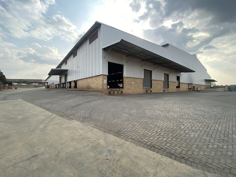 22 510m2 Warehouse Available to Let in Mostyn Park - Photo 10