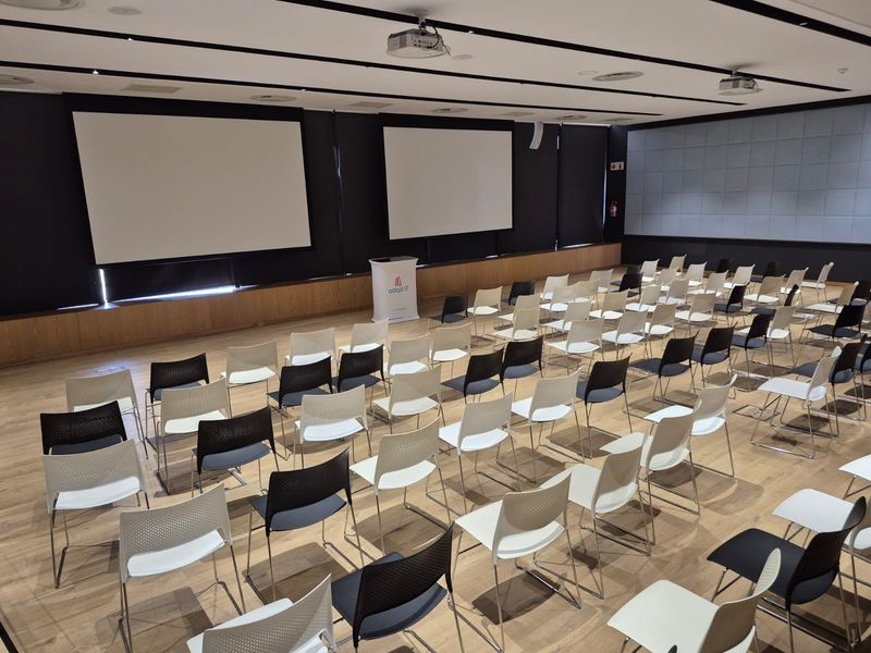 Premium grade offices to rent in landmark building, Midrand - Photo 9