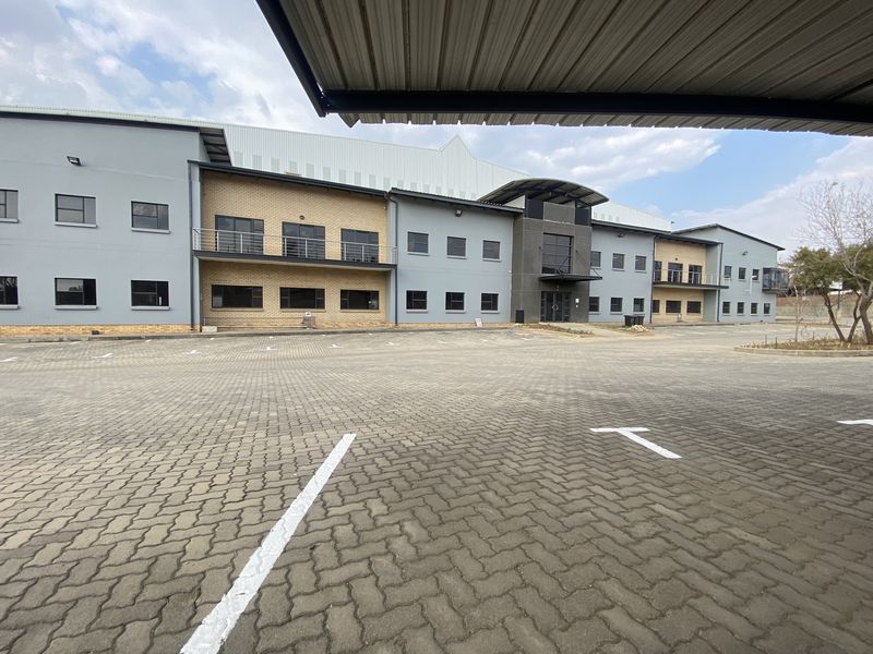 22 510m2 Warehouse For Sale in Mostyn Park - Photo 4