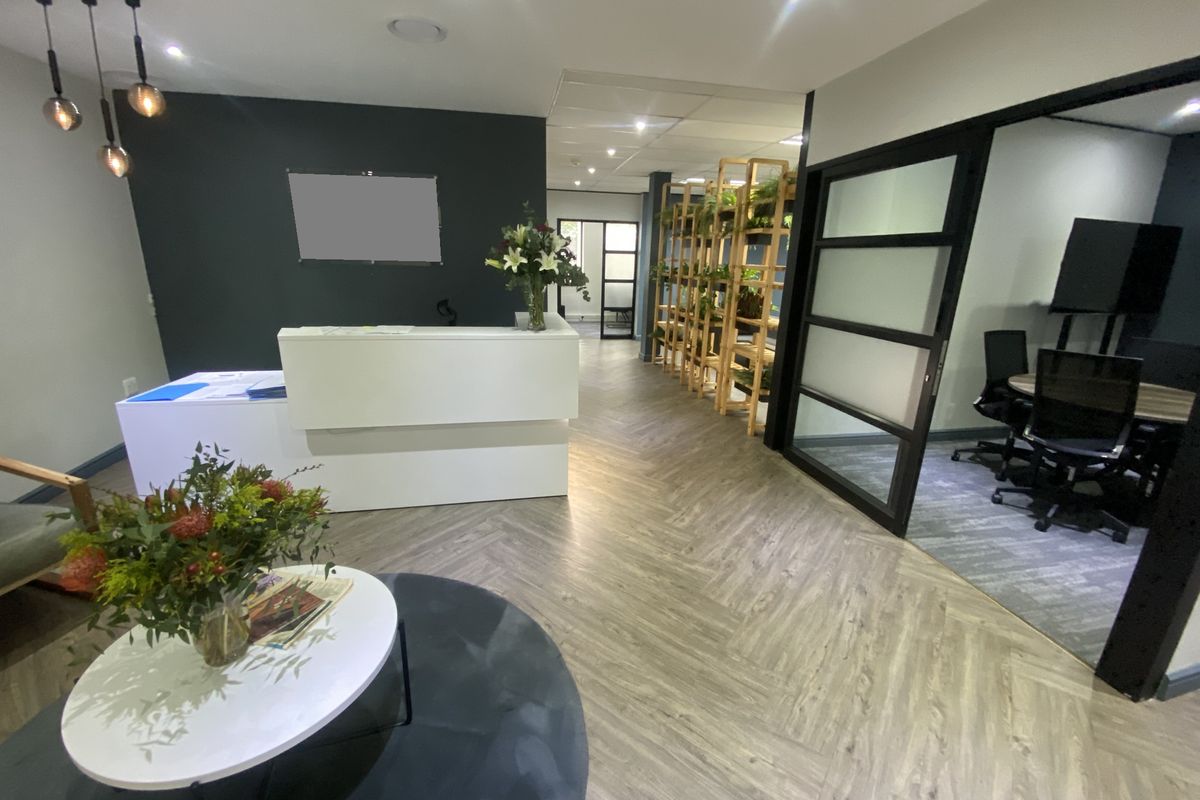 A-Grade Ground Floor Suite to Let in Fourways - Photo 5