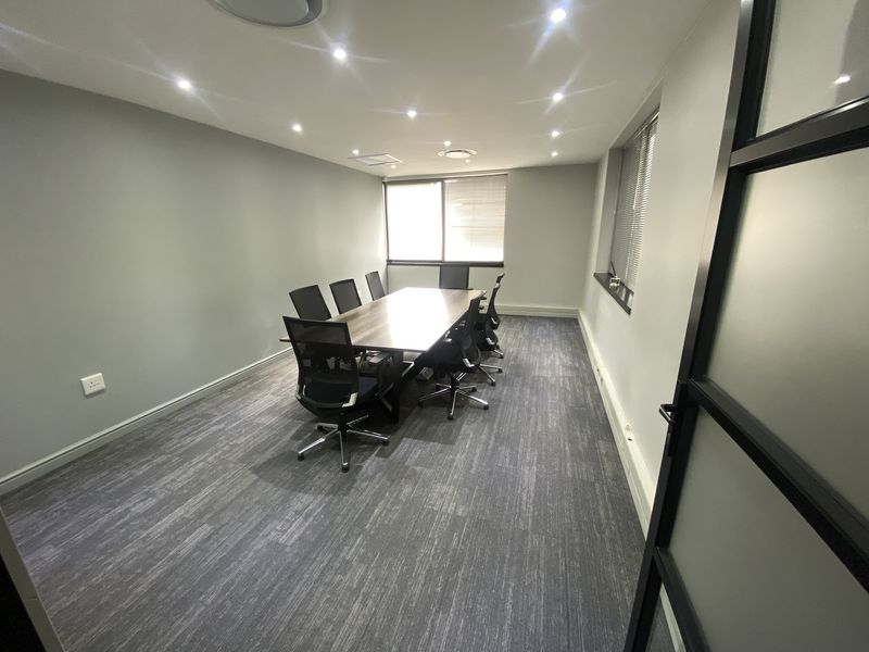 A-Grade Ground Floor Suite to Let in Fourways - Photo 9