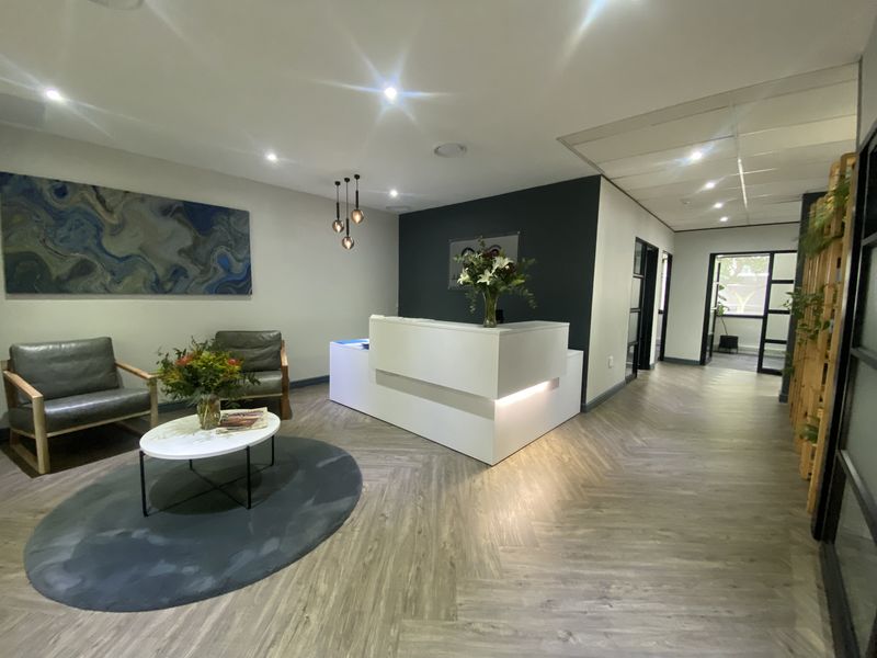 A-Grade Ground Floor Suite to Let in Fourways - Photo 7