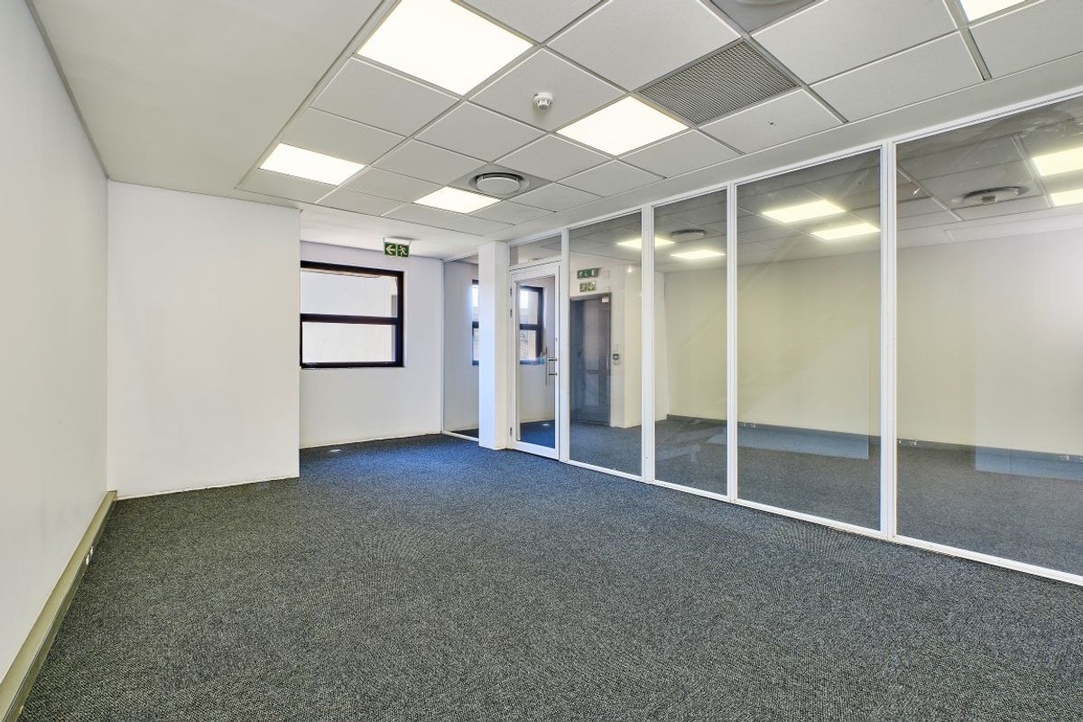 Melrose Arch is a premier mixed-use precinct - Photo 5