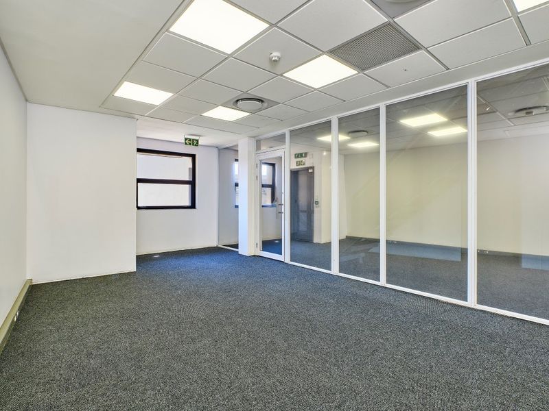 Melrose Arch is a premier mixed-use precinct - Photo 5