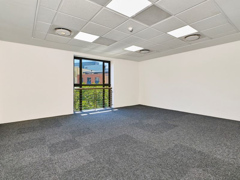 Melrose Arch is a premier mixed-use precinct - Photo 4