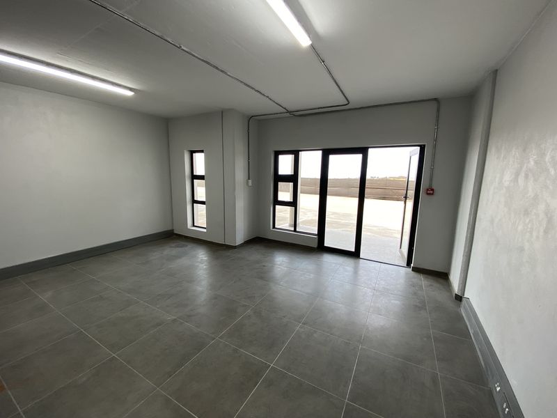 Mini Warehouse for Sale in Lanseria - Photo 3