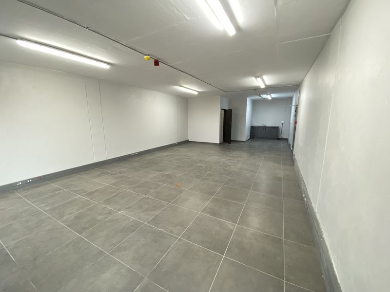 Mini Warehouse for Sale in Lanseria - Photo 5