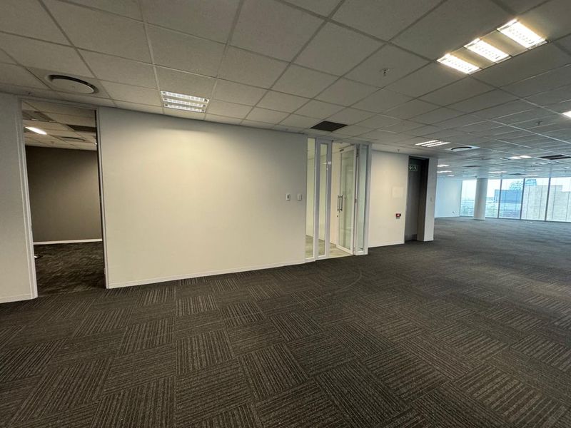 893 sqm Premium Office - Photo 9