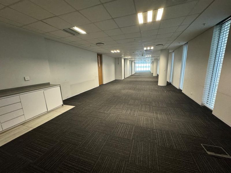 893 sqm Premium Office - Photo 6