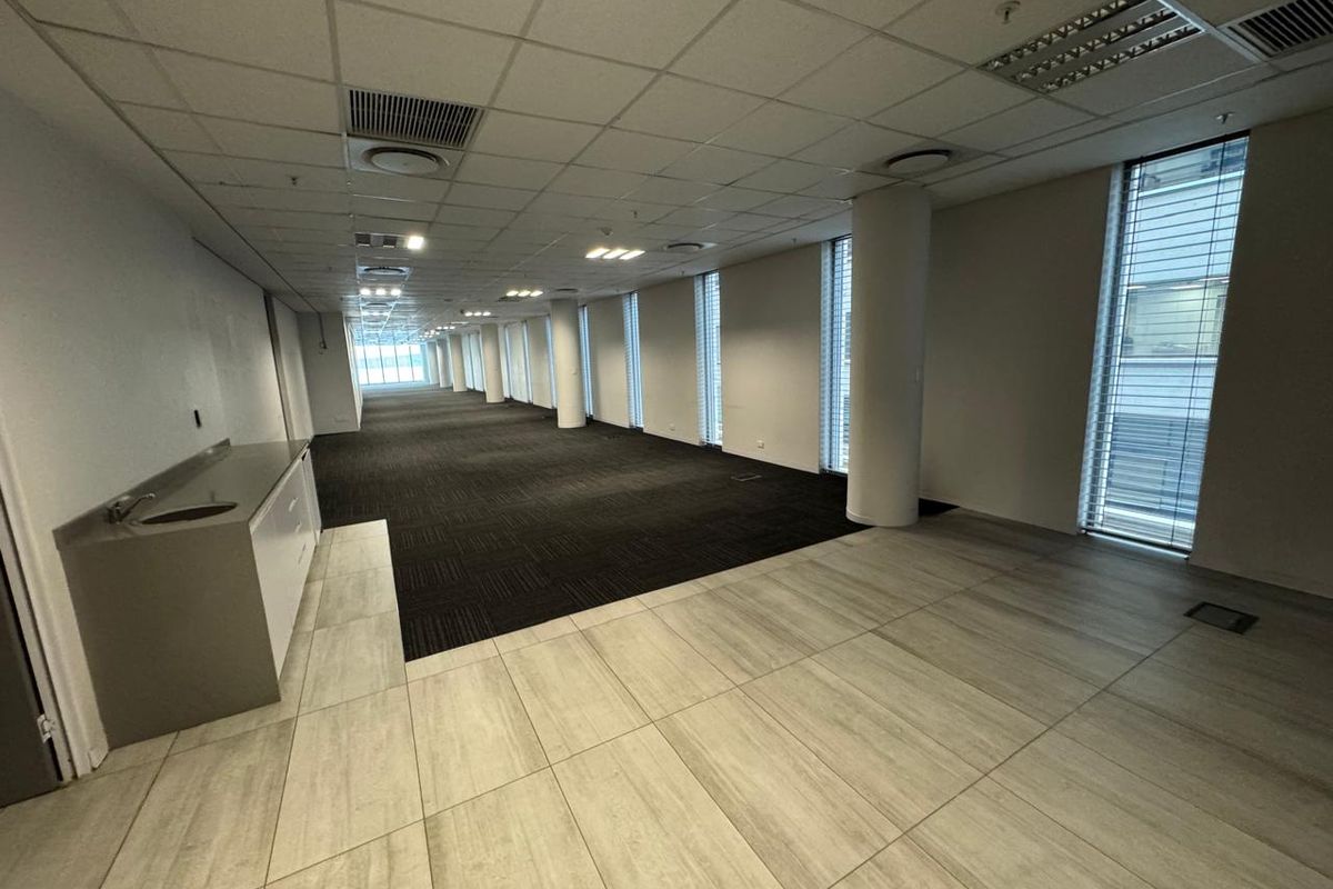 893 sqm Premium Office - Photo 5