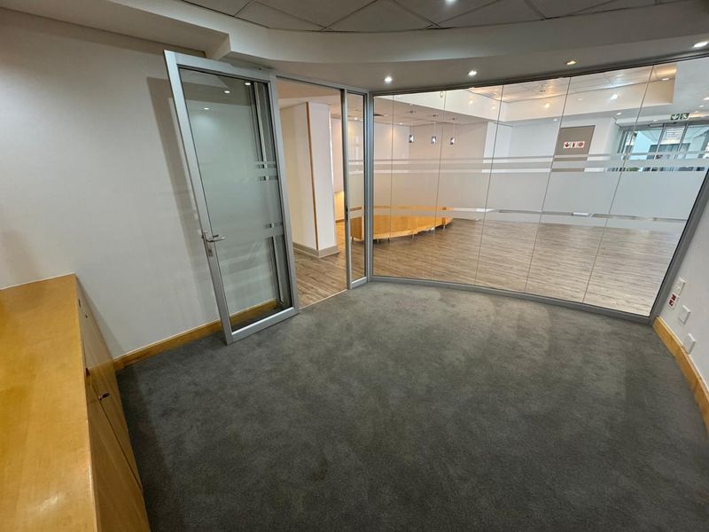 Ground Floor Office to Let | Illovo - Photo 9