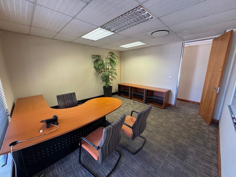 Prime Office Space to Let | Ferguson Place, Illovo - Photo 9