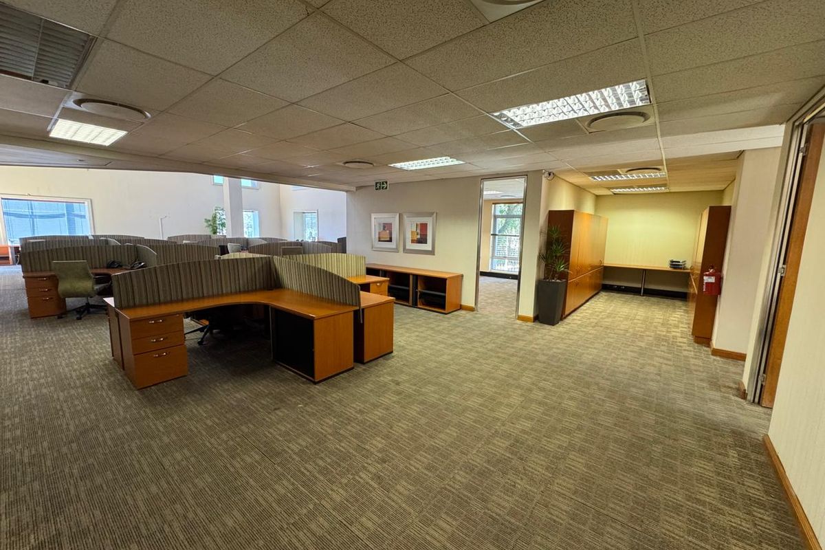 Prime Office Space to Let | Ferguson Place, Illovo - Photo 2