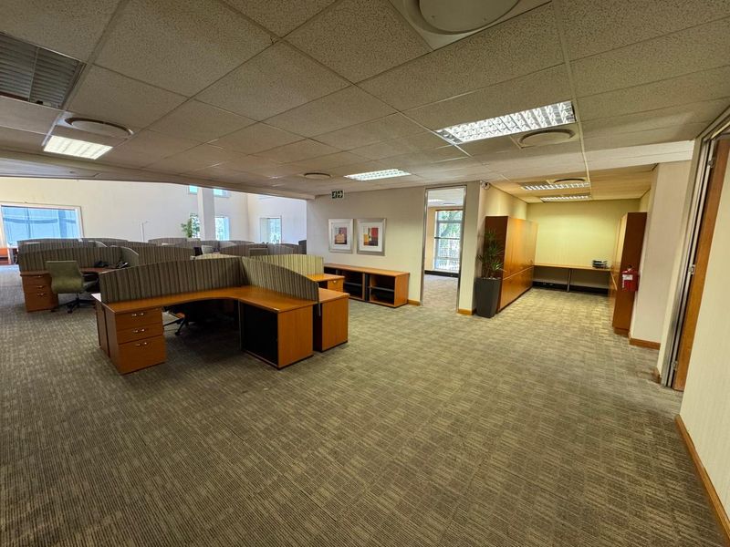 Prime Office Space to Let | Ferguson Place, Illovo - Photo 2