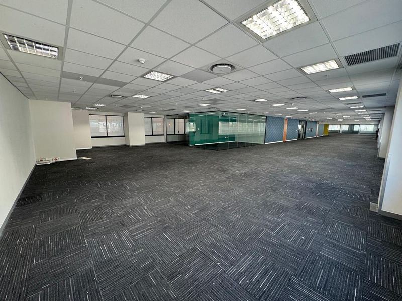 Prime Grade Office Space to Let | Corner of Maude & West Street, Sandton - Photo 8