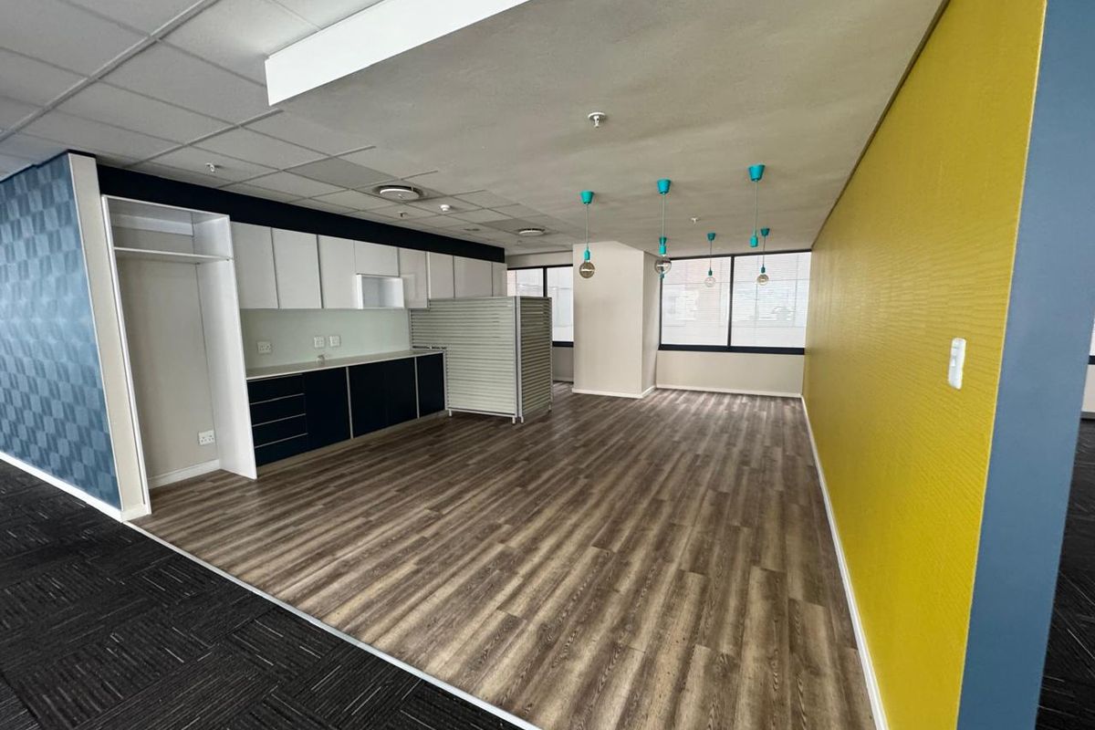 Prime Grade Office Space to Let | Corner of Maude & West Street, Sandton - Photo 3