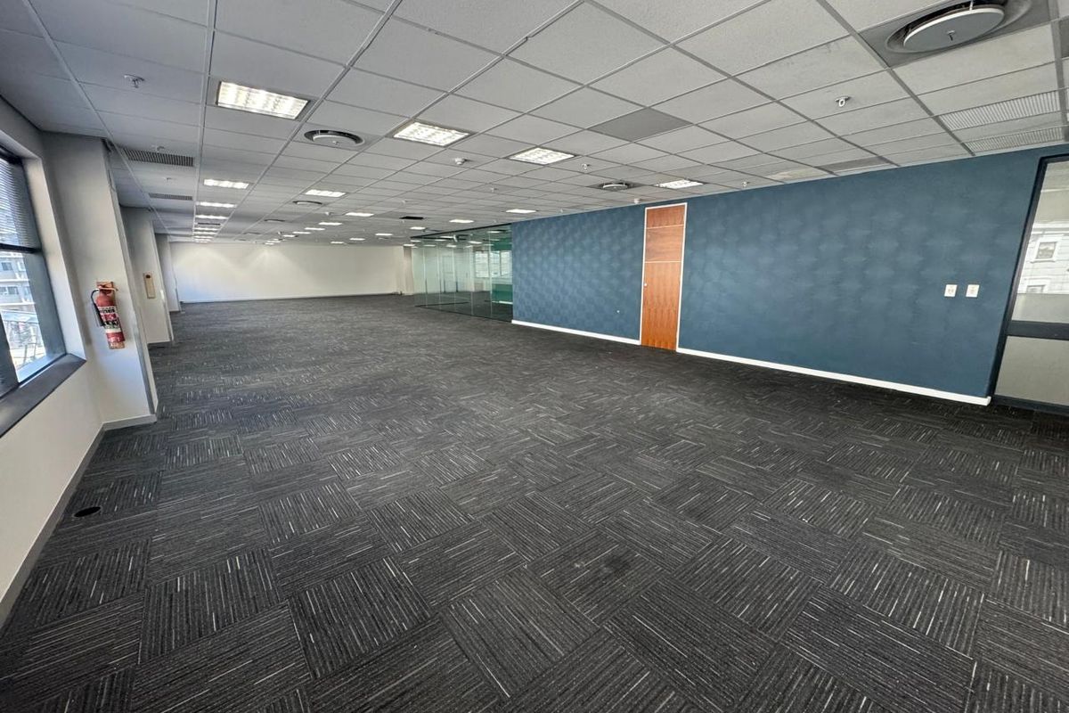 Prime Grade Office Space to Let | Corner of Maude & West Street, Sandton - Photo 4