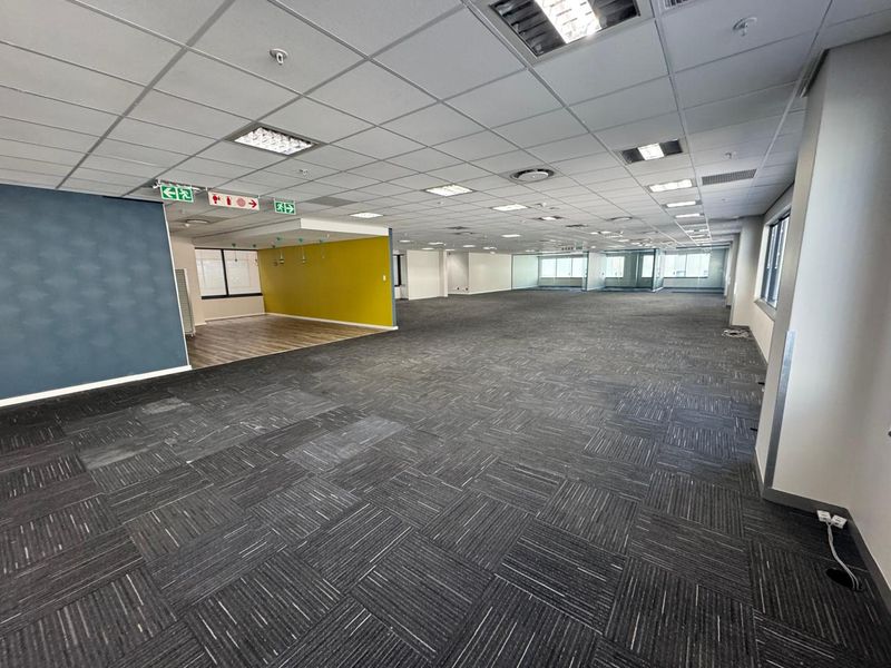 Prime Grade Office Space to Let | Corner of Maude & West Street, Sandton - Photo 5